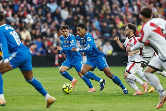 Jude Bellingham (Real), NOVEMBER 9, 2025 - Football Soccer : Spanish LaLiga EA Sports match between Rayo Vallecano de Madrid - Ral Madrid CF at the Estadio de Vallecas in Madrid, Spain. Noxthirdxpartyxsales  aflo_309916579