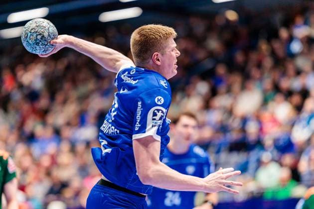 Niels Gerardus Versteijnen (TBV Lemgo Lippe, 25) im Torwurf GER, TBV Lemgo Lippe vs. TSV Hannover-Burgdorf, Handball, 1. Bundesliga, 11. Spieltag, Spielzeit 2025 2026, 09.11.2025 GER, TBV Lemgo Lippe vs. TSV Hannover-Burgdorf, Handball, 1. Bundesliga, 11. Spieltag, Spielzeit 2025 2026, 09.11.2025 Lemgo Copyright: xEibner-Pressefoto JanxRollingerx EP_JSK