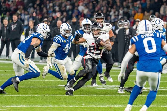 Deutschland, American Football, NFL, American Football Herren, USA Week 10, 2025 2026, Indianapolis Colts - Atlanta Falcons am 09.11. in Berlin (Olympiastadion): Tyler Allgeier (RB, Atlanta Falcons) Copyright: xSvenxHeidmannx