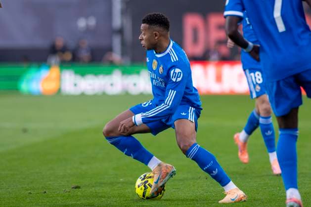 November 9, 2025, Madrid, Madrid, Spain: KYLIAN MBAPPE of Real Madrid CF in action during the LaLiga EA Sports match between RAYO VALLECANO DE MADRID Vs. REAL MADRID CF at Estadio de Vallecas on November 09, 2025 in Madrid, Spain. Madrid Spain - ZUMAc312 20251109_zsp_c312_244 Copyright: xOscarxManuelxSanchezx