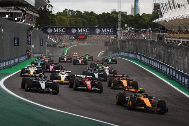 F1 - SAO PAULO GRAND PRIX 2025 start of the race, depart, 12 KIMI ANTONELLI Andrea (ita), Mercedes AMG F1 Team W16, 04 NORRIS Lando (gbr), McLaren F1 Team MCL39, 16 LECLERC Charles (mco), Scuderia Ferrari SF-25, action during the 2025 Formula 1 Grande Premio de Sao Paulo, 2025 Sao Paulo Grand Prix, 21th round of the 2025 FIA Formula One World Championship, WM, Weltmeisterschaft from November 7 to 9, 2025 on the Interlagos, in Sao Paulo, Brazil - Sao PauloBrazil Copyright: xANTONINxVINCENTx
