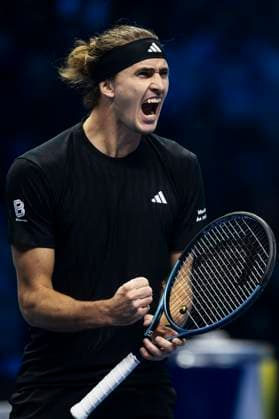 Nitto ATP, Tennis Herren Finals 2025 - Day One Alexander Zverev of Germany celebrates during his round robin singles match against Ben Shelton of USA during day one of the Nitto ATP Finals 2025. Alexander Zverev wwon the match 6-3, 7-6(6). Turin Italy Copyright: xNicolòxCampox