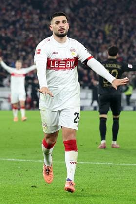 09.11.2025, xrekx, Fussball 1.Bundesliga, VfB Stuttgart - FC Augsburg v.l. Torjubel nach dem Tor zum celebrating the goal celebrate 3:2 durch Deniz Undav (VfB Stuttgart) (DFL DFB REGULATIONS PROHIBIT ANY USE OF PHOTOGRAPHS as IMAGE SEQUENCES and or QUASI-VIDEO) Stuttgart