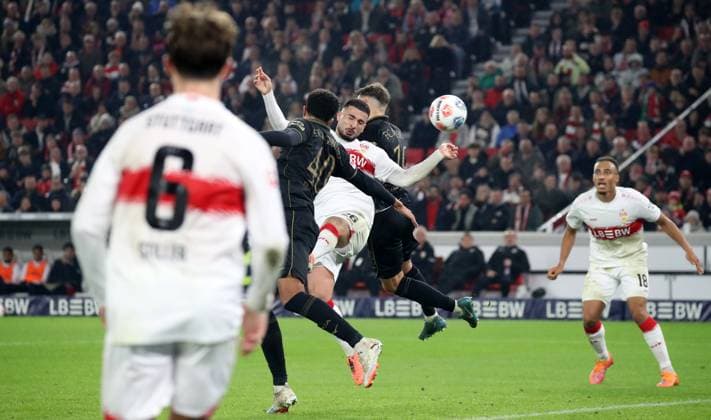 09.11.25 VfB Stuttgart - FC Augsburg Deutschland, Stuttgart, 09.11.2025, Fussball, Bundesliga, Saison 2025 2026, VfB Stuttgart - FC Augsburg: Deniz Undav (VfB Stuttgart); Tor 2:2 Undav.