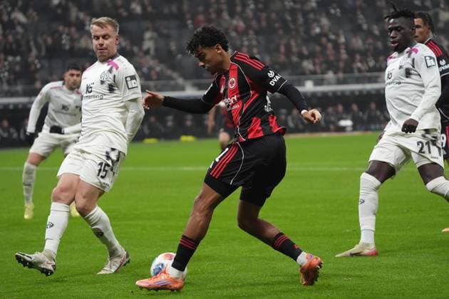 Nathaniel Brown (Eintracht Frankfurt, 21) - Frankfurt 09.11.2025: Eintracht Frankfurt vs. 1. FSV Mainz 05, Deutsche Bank Park, 10. Spieltag Bundesliga