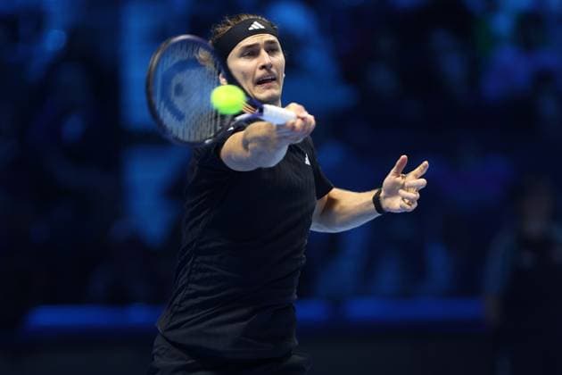 Alexander Zverev vs Ben Shelton Alexander Zverev of Germany in action during the Round Robin singles match between Alexander Zverev of Germany and Ben Shelton of Usa on Day One of the Nitto ATP, Tennis Herren World Tour Finals. Turin Inalpi Arena Italy Copyright: xMarcoxCanonierox
