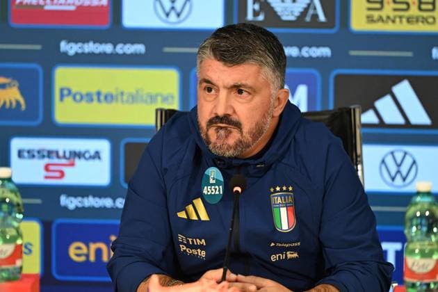November 10, 2025, Firenze, Italy: Italy s head coach Gennaro Gattuso attends a press conference, PK, Pressekonferenz to present the squad for the upcoming FIFA World Cup, WM, Weltmeisterschaft, Fussball qualifiers matches, in Coverciano, Italy, 10 November 2025. ANSA CLAUDIO GIOVANNINI Italy Head Coach Gattuso Presents Squad For Upcoming FIFA World Cup Qualifiers - ZUMAa110 20251110_zaf_a110_014 Copyright: xClaudioxGiovanninix