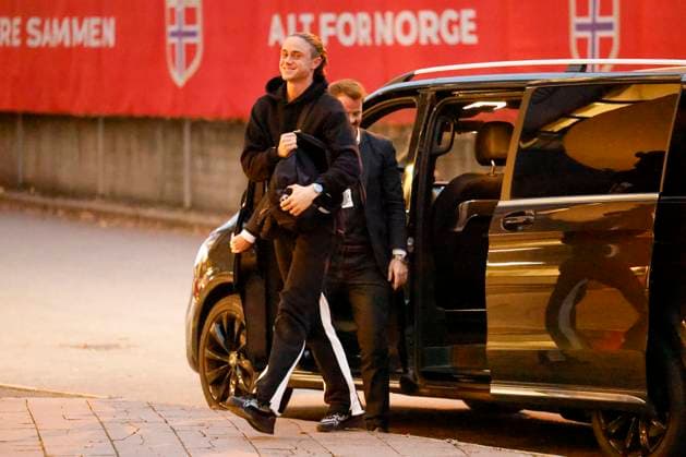 Press conference with the Norwegian men s national football team Oslo 20251110 National team player Thelo Aasgaard arrives for the national team meeting at Ullevaal Stadium on Monday afternoon Norway will face Estonia and Italy in the last two matches of the World Cup qualifiers Photo Jonas Been Henriksen NTB Oslo Norway EDITORIAL USE ONLY RESTRICTED USE FOR BETTING COMPANIES  Copyright: xJonasxBeenxHenriksenx xNTBx