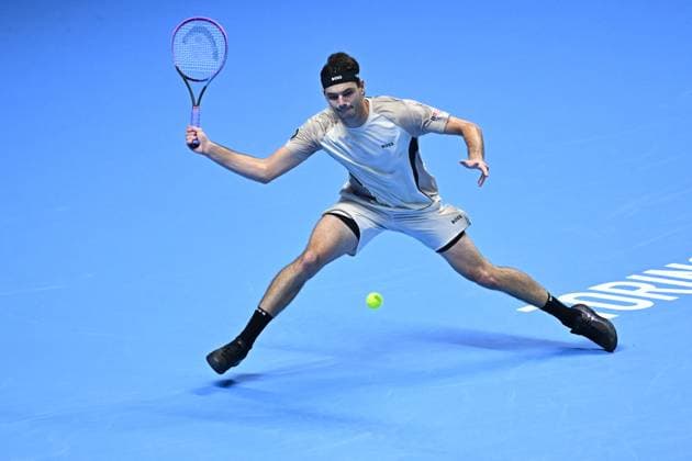 2025 Nitto ATP, Tennis Herren Finals - Fritz v Musetti Taylor Fritz (USA) during his first round match at the 2025 Nitto ATP Finals in Torino, ITALY, on November 10, 2025. Photo by Corinne Dubreuil ABACAPRESS.COM Torino Italy  Copyright: xDubreuilxCorinne ABACAx