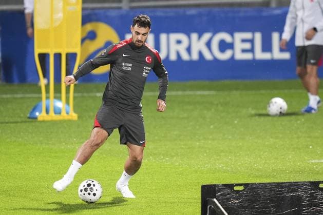 Turkish National Football Team training session ISTANBUL, TURKIYE - NOVEMBER 10: Kaan Ayhan of Turkiye attends a training session ahead of 2026 FIFA World Cup, WM, Weltmeisterschaft, Fussball European Qualifiers Group E match between Turkiye and Bulgaria at the TFF Hasan Dogan Facilities in Istanbul, Turkiye on November 10, 2025. Arife Karakum Anadolu Istanbul Turkey. Editorial use only. Please get in touch for any other usage.  Copyright: x2025xAnadoluxArifexKarakumx