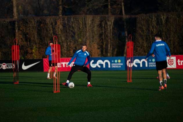 Sandi Lovric Training session of the Slovenian national football team ahead of the qualifying matches against Kosovo and Sweden for the 2026 World Cup  Copyright: xNikxErikxNeubauerx 1011nen_13