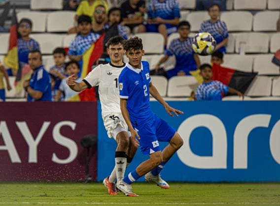 Fussball FIFA U17, U 17 U 17 Weltmeisterschaft Katar 2025 - El Salvador vs Deutschland - Gruppe G Spiel 61: Niklas Scheller (Deutschland, 15) Copyright: xRedhaxHosnixSegganix