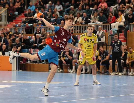 GER HBL2 Saison 2025 2026 VfL Potsdam vs HSG Krefeld Niederrhein, 10.11.25, MBS Arena, Potsdam Marvin SIEMER (1.VfL Potsdam 3), Siebenmeter, Strafwurf