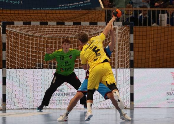 GER HBL2 Saison 2025 2026 VfL Potsdam vs HSG Krefeld Niederrhein, 10.11.25, MBS Arena, Potsdam Falk KOLODZIEJ (HSG Krefeld-Niederrhein 5)