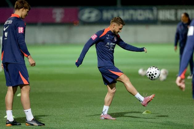 Croatia training session: FIFA World Cup, WM, Weltmeisterschaft, Fussball 2026 Qualifiers Luka Vuskovic and Marco Pasalic of Croatia during the training session at HNK Rijeka Stadium in Rijeka, Croatia, on November 10, 2025.  NelxPavletic PIXSELL