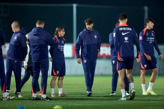 Croatia training session: FIFA World Cup, WM, Weltmeisterschaft, Fussball 2026 Qualifiers Luka Modric, Vedran Corluka and Petar Musa of Croatia during the training session at HNK Rijeka Stadium in Rijeka, Croatia, on November 10, 2025.  NelxPavletic PIXSELL