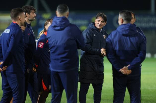 Croatia training session: FIFA World Cup, WM, Weltmeisterschaft, Fussball 2026 Qualifiers Coach Vedran Corluka and head coach of Croatia Zlatko Dalic during the training session at HNK Rijeka Stadium in Rijeka, Croatia, on November 10, 2025.  NelxPavletic PIXSELL