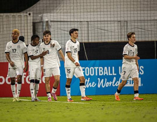Fussball FIFA U17, U 17 U 17 Weltmeisterschaft Katar 2025 - El Salvador vs Deutschland - Gruppe G Spiel 61: Maik Afri Akumu (Deutschland, 17) Wisdom Mike (Deutschland, 11) Alexander Staff (Deutschland, 9) Niklas Scheller (Deutschland, 15) Benjamin Ley (Deutschland, 7) Torjubel, Freude, Emotion Copyright: xRedhaxHosnixSegganix