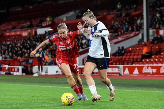Veatriki Sarri (27 Birmingham City) on the ball during the Barclays Womens Super League 2 football match between Nottingham Forest and Birmingham City at The City Ground in Nottingham, England Copyright: xNataliexMincher SPPx Sportspressphoto_SPR60806