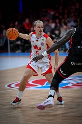 Barmer 2. Basketball Bundesliga ProA: Rheinstars Köln vs. SBB Baskets Wolmirstedt, 10.11.2025 Rupert Hennen (RheinStarsKöln 5), Barmer 2. Basketball Bundesliga ProA: Rheinstars Köln vs. SBB Baskets Wolmirstedt am 10.11.2025 in der Motorworld Köln in Koeln (Nordrhein-Westfalen) Copyright: xBEAUTIFULxSPORTS Mueller-Laschetx