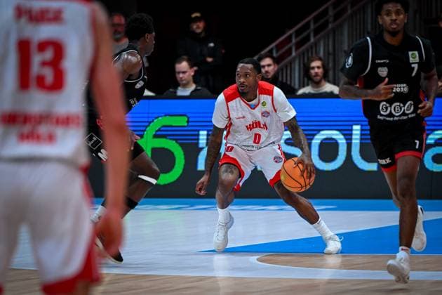 Barmer 2. Basketball Bundesliga ProA: Rheinstars Köln vs. SBB Baskets Wolmirstedt, 10.11.2025 Cedric Cezell Russell Jr. (RheinStarsKöln 0), Barmer 2. Basketball Bundesliga ProA: Rheinstars Köln vs. SBB Baskets Wolmirstedt am 10.11.2025 in der Motorworld Köln in Koeln (Nordrhein-Westfalen) Copyright: xBEAUTIFULxSPORTS Mueller-Laschetx