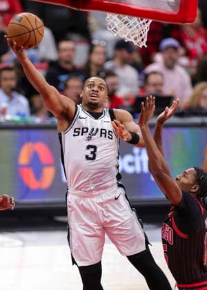(251111) -- CHICAGO, Nov. 11, 2025 -- San Antonio Spurs Keldon Johnson goes for a layup during the 2025-2026 NBA, Basketball Herren, USA regular season match between Chicago Bulls and San Antonio Spurs in Chicago, the United States, on Nov. 10, 2025. (Photo by Xinhua) (SP)U.S.-CHICAGO-BASKETBALL-NBA-BULLS VS SPURS JoelxLerner 