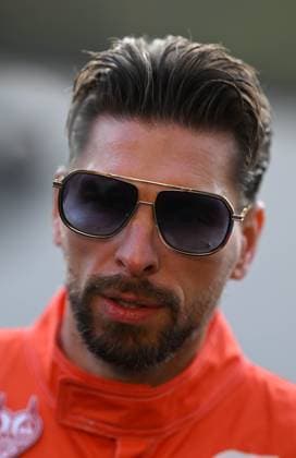 11.11.2025, xophax, Fussball 1.Bundesliga, 1.FC Köln Köln , Cologne , Koeln : 11.11.Karnevalsbeginn in Köln , Training. Verkleidet und Spasstraining der Mannschaft vom 1.FC Köln. Mannschaft verkleidet beim Training. Ron Robert Zieler ( 1.FC Köln ) Köln