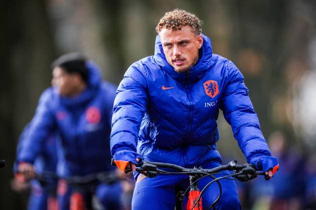 ZEIST , 11-11-2025 , KNVB Campus , season 2025 2026 , Dutch International football , Training session Netherlands , picture shows Netherlands player Noa Lang Training session Netherlands 11-11-2025  x31985013x Copyright: