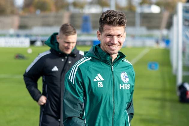 11.11.2024, Fussball, Saison 2025 2026, 2. Bundesliga, Training FC Schalke 04, Franz Schiemer (FC Schalke 04), Gelsenkirchen Trainingsgelände FC Schalke 04 NRW Deutschland xRHR-FOTO DEx Copyright: EWERT RHR-FOTOx RHR-FOTO DE