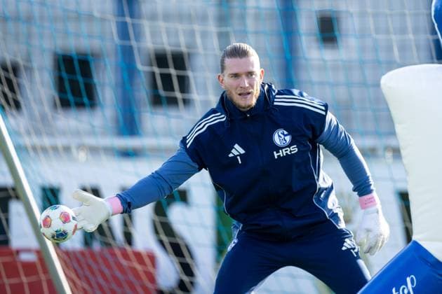 11.11.2025, Fussball, Saison 2025 2026, 2. Bundesliga, Training FC Schalke 04, Loris Karius (FC Schalke 04), Gelsenkirchen Trainingsgelände FC Schalke 04 NRW Deutschland xRHR-FOTO DEx Copyright: EWERT RHR-FOTOx RHR-FOTO DE