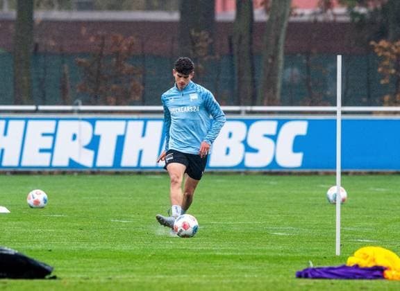Fussball, Herren, Saison 2025 26, 2. Bundesliga, Hertha BSC, Training, Janne Berner (Hertha BSC), 11.11. 2025, Copyright: xSebastianxRäppold MatthiasxKochx