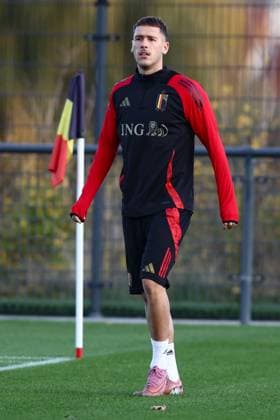 Belgium s Lucas Stassin pictured during a training session of the Belgian national soccer team Red Devils U21, U 21 ahead of their EURO Qualifying, EM, Europameisterschaft match against Austria, at the Royal Belgian Football Association s training center, in Tubize, Tuesday 11 November 2025. BRUNOxFAHY  x140911161x