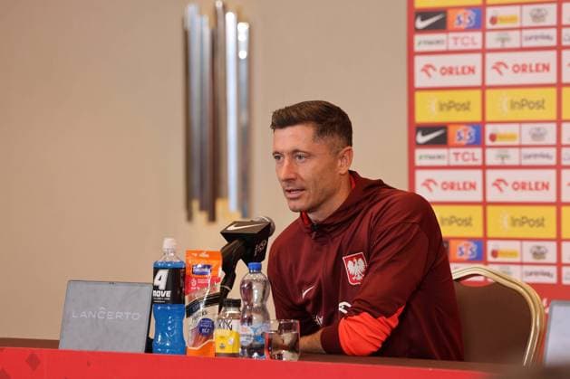 POLAND AND CZECH REPUBLIC OUT !!! Warszawa 11.11.2025 Konferencja prasowa reprezentacji Polski Polish football national team, Nationalteam press conference, PK, Pressekonferenz Robert Lewandowski Fot. Marcin Solarz FotoPyk NEWSPIX.PL --- newspix.pl 