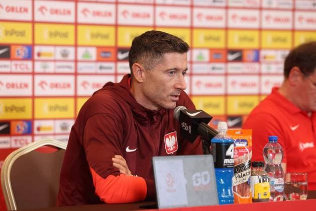 POLAND AND CZECH REPUBLIC OUT !!! Warszawa 11.11.2025 Konferencja prasowa reprezentacji Polski Polish football national team, Nationalteam press conference, PK, Pressekonferenz Robert Lewandowski Fot. Marcin Solarz FotoPyk NEWSPIX.PL --- newspix.pl 