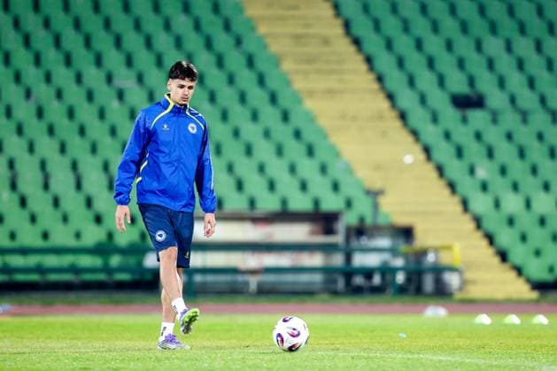 Bosnia and Herzegovina training session: FIFA World Cup, WM, Weltmeisterschaft, Fussball 2026 Qualifiers Kerim Alajbegovic of Bosnia and Herzegovina during the training session at Kosevo Stadium in Sarajevo, Bosnia and Herzegovina, on November 11, 2025.  ArminxDurgut PIXSELL