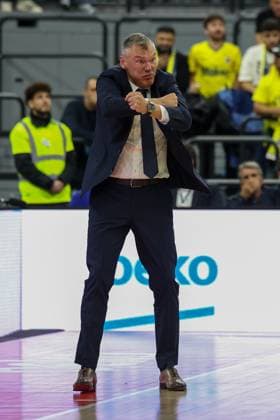 Saras Jasikevicius (Fenerbahce Beko Istanbul, Cheftrainer) gestikuliert, GER, Fenerbahce Beko Istanbul vs. Maccabi Rapyd Tel Aviv, Basketball, Euroleague, 10. Spieltag, Saison 2025 2026, 11.11.2025, GER, Fenerbahce Beko Istanbul vs. Maccabi Rapyd Tel Aviv, Basketball, Euroleague, 10. Spieltag, Saison 2025 2026, 11.11.2025 Muenchen Copyright: xEibner-Pressefoto JennixMaulx EP_JML