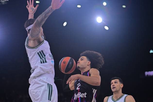 BASKET : Paris Basket vs Panathinaikos - Euroleague - 11 11 2025 Nadir Hifi ( 2 - Paris Basket ) during the Euroleague match between Paris Basketball and Panathinaikos AKTOR Athens at Accor Arena on November 11, 2025 in Paris, France. ( Photo by federico pestellini PSNewz ) - ParisFrance  Copyright: xFedericoxPestellinix