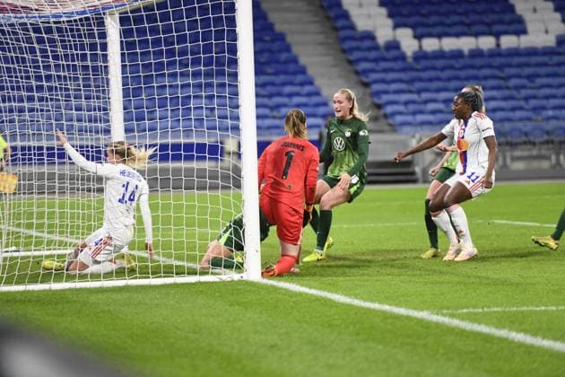 Football : Lyonnes v Wolfsburg - UEFA Women s champions league Ada HEGERBERG of Lyon scoring goal during the UEFA Womens champions league match between OL Lyonnes and Wolfsburg at Groupama Stadium Decines Charpieu Lyon France on November 11, 2025  Copyright: xx