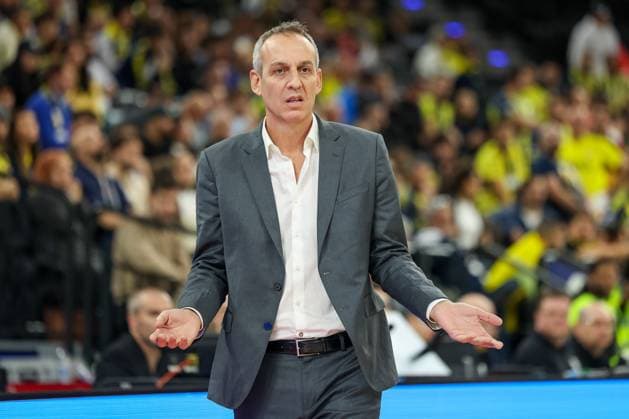 Oded Kattash (Maccabi Rapyd Tel Aviv, Cheftrainer) gestikuliert, GER, Fenerbahce Beko Istanbul vs. Maccabi Rapyd Tel Aviv, Basketball, Euroleague, 10. Spieltag, Saison 2025 2026, 11.11.2025, GER, Fenerbahce Beko Istanbul vs. Maccabi Rapyd Tel Aviv, Basketball, Euroleague, 10. Spieltag, Saison 2025 2026, 11.11.2025 Muenchen Copyright: xEibner-Pressefoto JennixMaulx EP_JML
