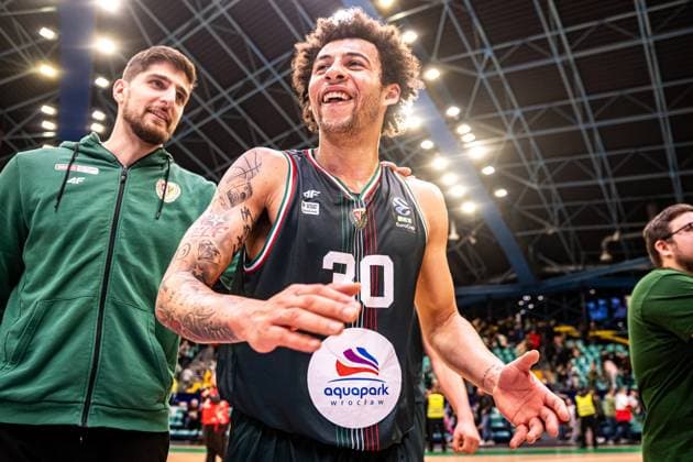 POLAND AND CZECH REPUBLIC OUT !!! Wroclaw 11.11.2025. Koszykowka Eurocup sezon 2025 2026 kolejka 7mecz: Slask Wroclaw - Veolia Towers Hamburg -- Basketball Eurocup season 2025 2026 round 7 match: Slask Wroclaw - Veolia Towers Hamburg nz Ajdin Penava Issuf Sanon Fot. Antoni Dec Arena Akcji NEWSPIX.PL --- newspix.pl 