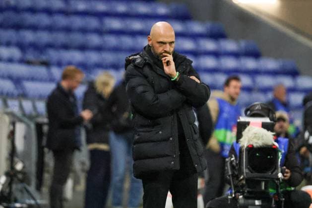 Lyon, Frankreich 11. November 2025: Champions League - Frauen - 2025 2026 - OL Lyonnes vs. VfL Wolfsburg Im Bild: Cheftrainer Stephan Lerch (VfL) Groupama Stadium Copyright: xFotostandx xFantinix