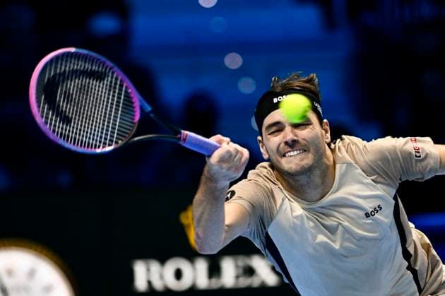 November 11, 2025, Turin, Italy: TAYLOR FRITZ of the United States in action against Spain s Carlos Alcaraz during their Men s Single s Nitto ATP, Tennis Herren match during day three of the Nitto ATP Finals at Inalpi Arena in Turin. Alcaraz won 6-7(2), 7-5, 6-3. Turin Italy - ZUMAg210 20251111_abp_g210_034 Copyright: xStefanoxGuidix