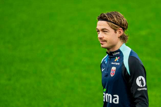 Training with the Norwegian men s national football team Oslo 20251112 Norway s Patrick Berg during a training session with the Norwegian men s national football team at Ullevaal Stadium before the World Cup qualifiers against Estonia and Italy Photo Fredrik Varfjell NTB Oslo Norway EDITORIAL USE ONLY RESTRICTED USE FOR BETTING COMPANIES  Copyright: xFredrikxVarfjellx xNTBx