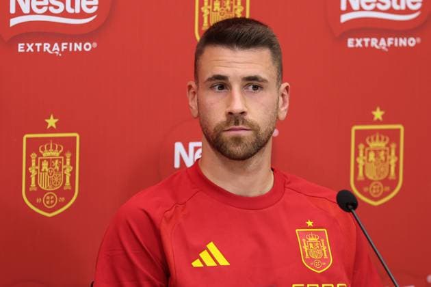 November 12, 2025, Las Rozas, Madrid, SPAIN: Unai Simon of Spain attends a press conference, PK, Pressekonferenz on the partnership agreement between Nestle and the Spanish National Football Team prior to the 2026 World Cup qualifying matches against Georgia and Turkey, at the Ciudad del Futbol, in Las Rozas, Madrid, Spain, on November 12, 2025. Las Rozas SPAIN - ZUMAa181 20251112_zaa_a181_054 Copyright: xIrinaxR.xHipolitox