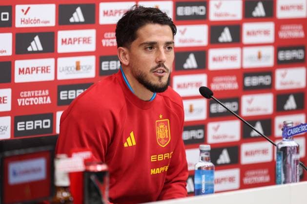 November 12, 2025, Las Rozas, Madrid, SPAIN: Pablo Fornals attends a press conference, PK, Pressekonferenz prior to the 2026 World Cup qualifying matches against Georgia and Turkey, at the Ciudad del Futbol, in Las Rozas, Madrid, Spain, on November 12, 2025. Las Rozas SPAIN - ZUMAa181 20251112_zaa_a181_067 Copyright: xIrinaxR.xHipolitox