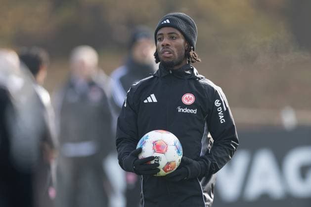 Training Eintracht Frankfurt Elye Wahi (Eintracht Frankfurt, 17). Training von Eintracht Frankfurt am 12. November 2025 im Deutsche Bank Park in Frankfurt am Main., Frankfurt am Main Hessen Deutschland Deutsche Bank Park