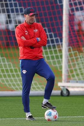 Training RB Leipzig Bundesliga Leipzig, 12.11.2025, Trainingszentrum am Cottaweg, Saison 2025 2026, Fußball, Männer, 1. Bundesliga , Training RB Leipzig , Im Bild: Trainer Ole Werner ,
