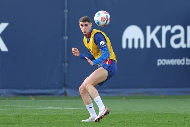 Training RB Leipzig Bundesliga Leipzig, 12.11.2025, Trainingszentrum am Cottaweg, Saison 2025 2026, Fußball, Männer, 1. Bundesliga , Training RB Leipzig , Im Bild: Kosta Nedeljkovic ,
