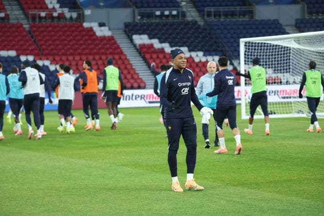 Entraînement de l’équipe de France au Parc des Princes PHOTOPQR LE PARISIEN Olivier Arandel ; Paris ; 12 11 2025 ; Paris, France Mercredi 12 novembre 2025 Football Équipe de France Kylian Mbappe Entraînement de l’Equipe de France LP Olivier Arandel Paris, France, nov 12th 2025 France national team, Nationalteam at training