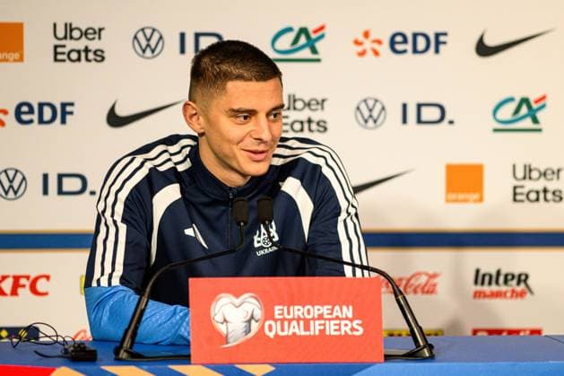 PARIS, FRANCE - 12 NOVEMBER, 2025: Vitaliy Mykolenko - MD1 The football match the European Qualifiers for the 2026 FIFA World Cup, WM, Weltmeisterschaft, Fussball France vs Ukraine at Parc des Princes.  Copyright: xVITALIIxKLIUIEVx